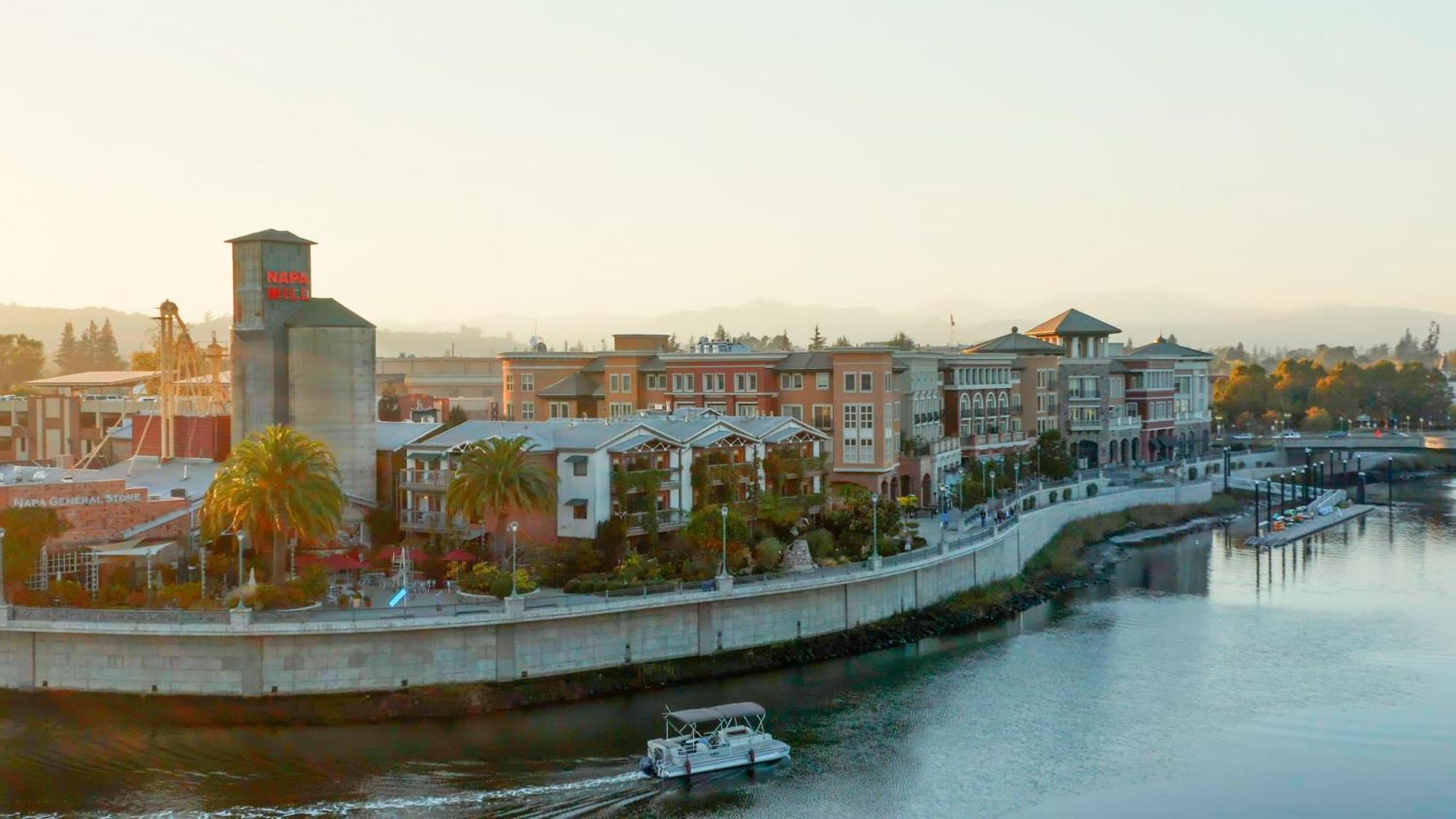 Napa River Inn Екстер'єр фото
